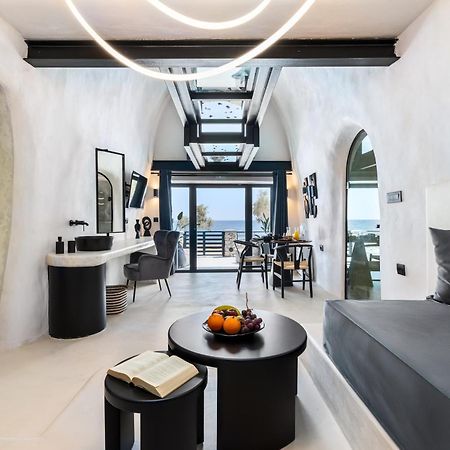 קרטראדוס Neoma Luxury Suites מראה חיצוני תמונה